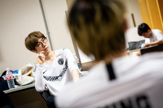 腾讯新闻最新动态与行业分析